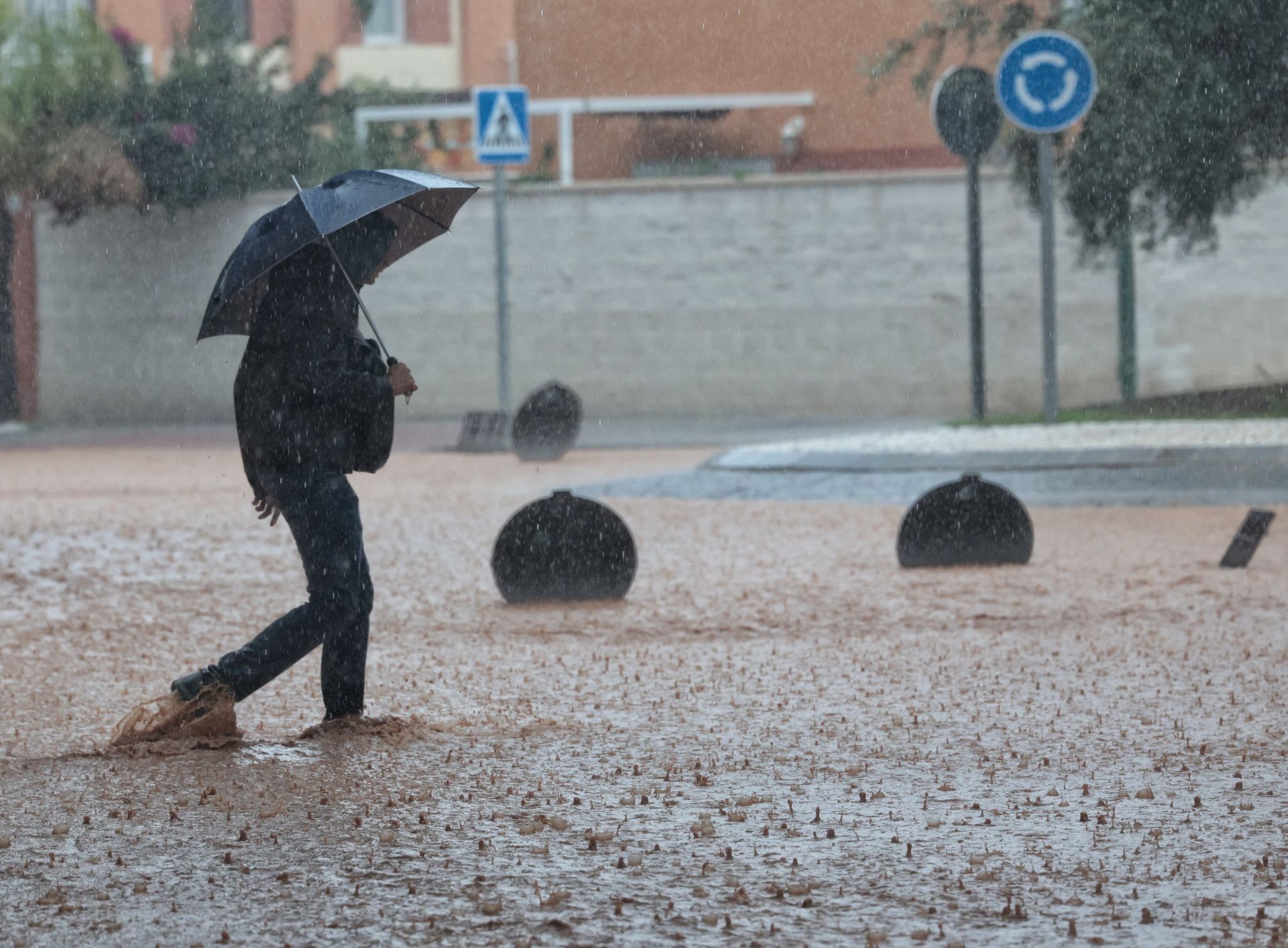 The latest 'Dana' storm sweeps through Malaga and these are the scenes it is leaving in its wake