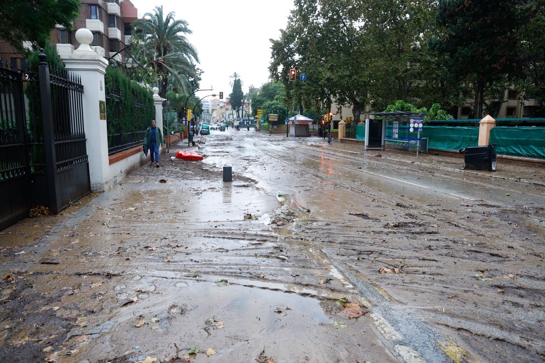 The latest 'Dana' storm sweeps through Malaga and these are the scenes it is leaving in its wake