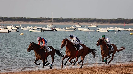 Cadiz town wants beach horseracing to have Unesco World Heritage status