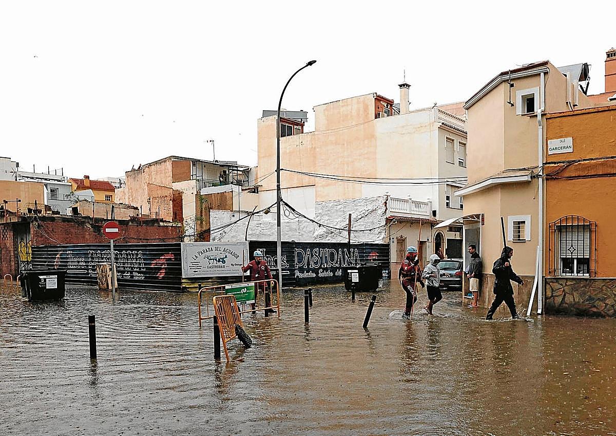 Imagen secundaria 1 - The Guadalmedina river, Huelin and Hospital Clínico labs.