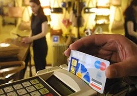 More than 30 arrested in network that swindled eight million euros in fraudulent loans, many of them in Malaga