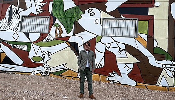 Gigantic Guernica-inspired mural connects Malaga town's past with Picasso's legacy