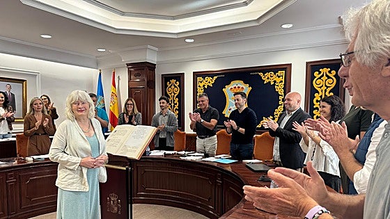 American-Belgian resident is sworn in as councillor in Costa del Sol town