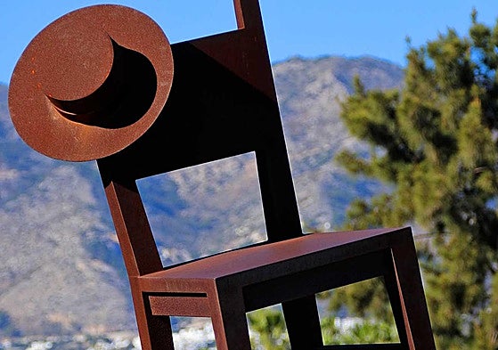 Iconic flamenco chair sculpture installed on Fuengirola roundabout destroyed