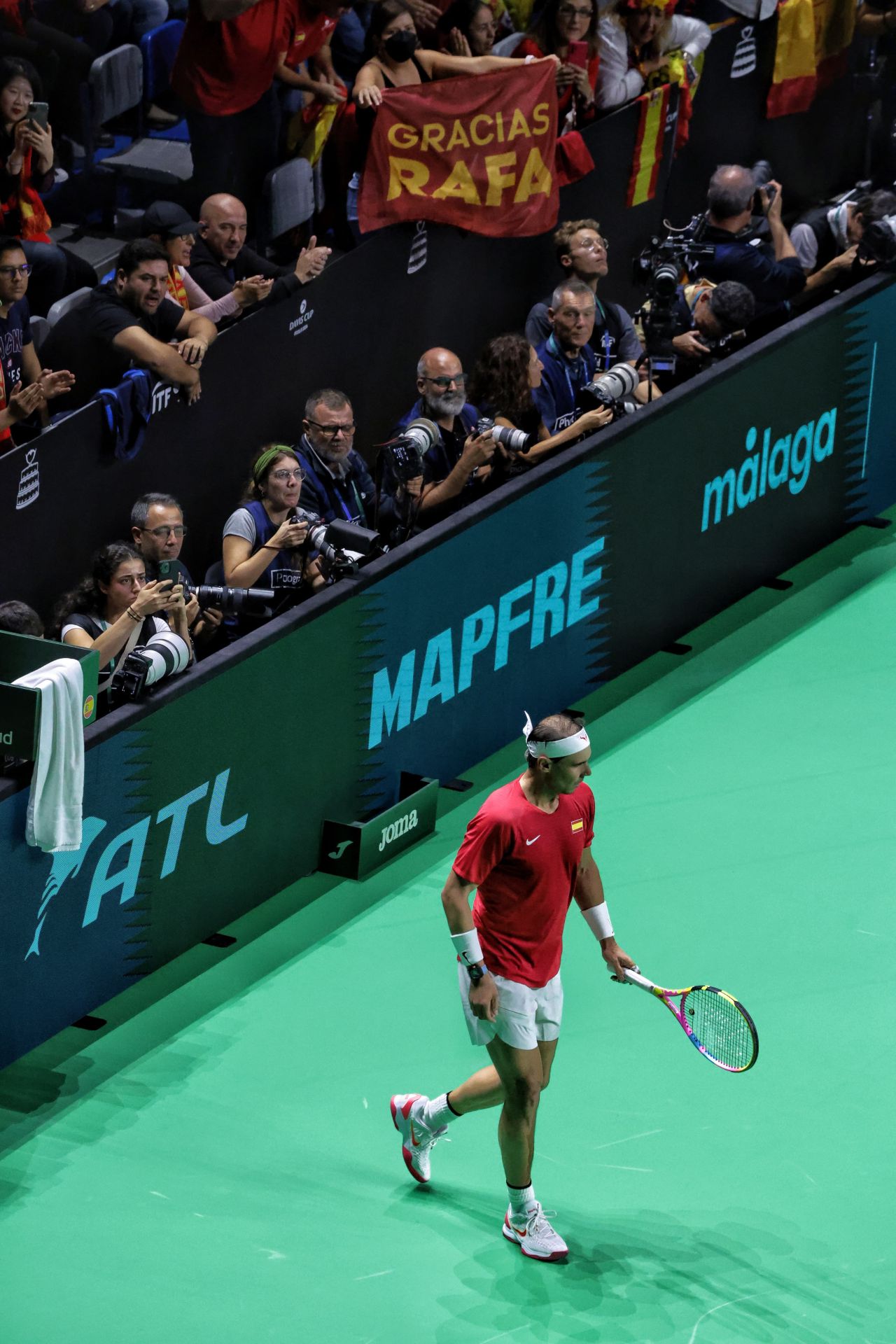 Farewell to a tennis legend, in pictures