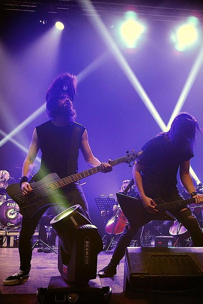 Scream Inc. are renowned for capturing the energy and atmosphere of Metallica’s live performances.