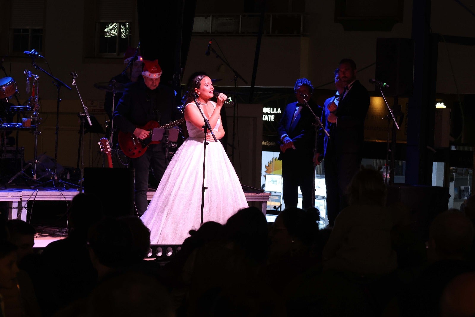 The Christmas lights are switched on in Marbella and San Pedro