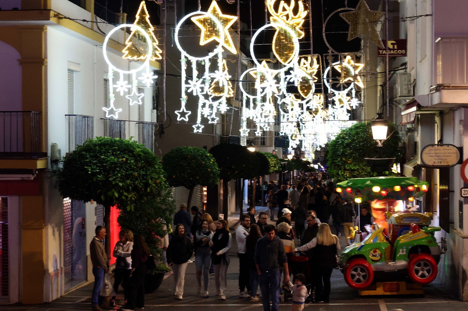 The Christmas lights are switched on in Marbella and San Pedro