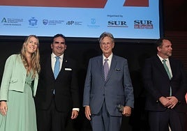 Christopher Clover (2r) at the SUR in English gala night in Marbella last month.