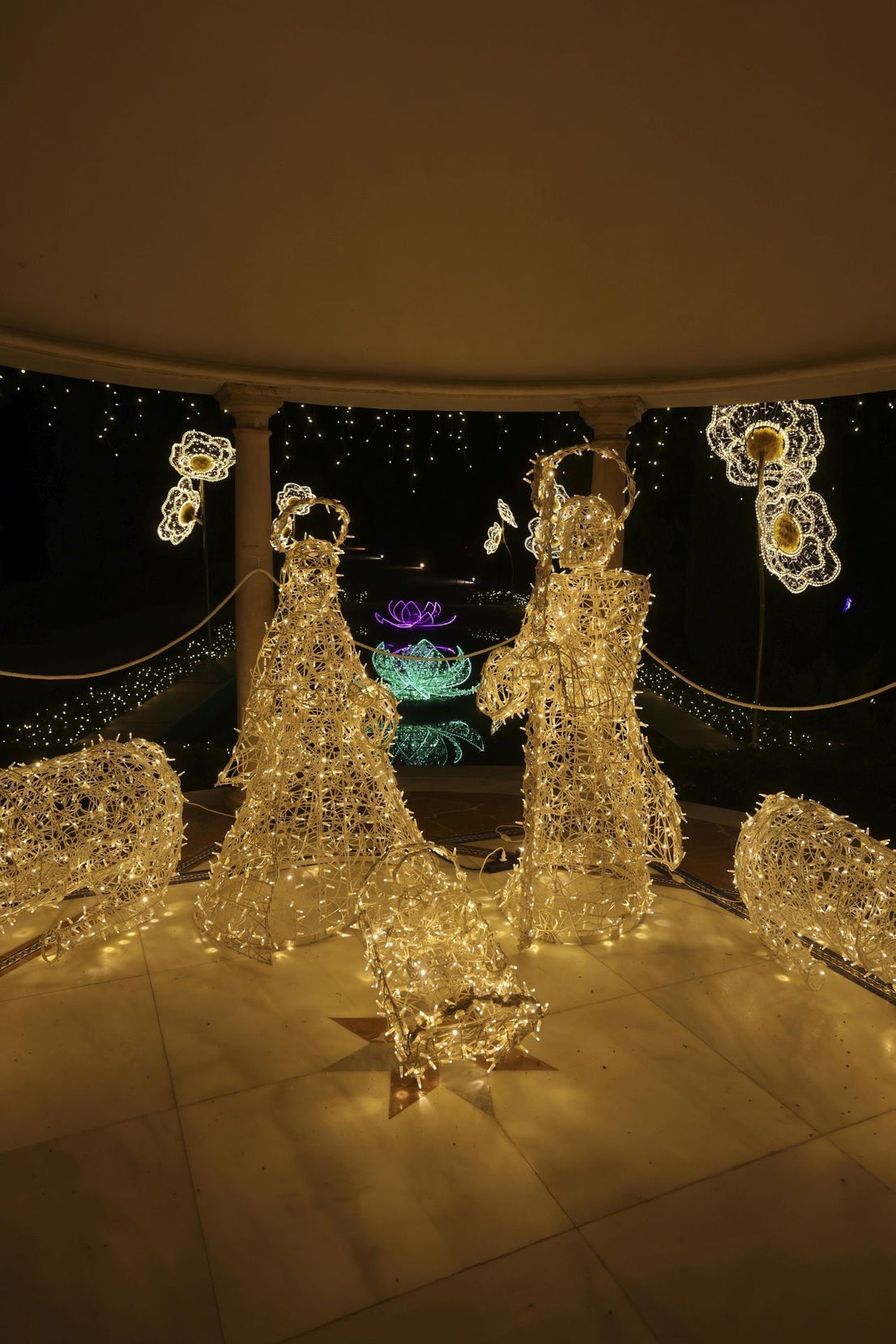 Christmas lights at La Concepción in Malaga