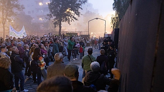 Malaga residents protest against Chinese light and lantern show on first night: 'Open up our park!'