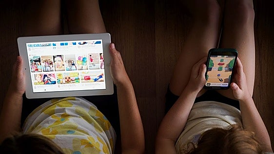 Mobile phones without internet or social media for 12-16 year olds and no digital devices for children under six proposed in Spain