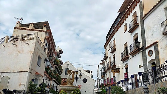 A musical ‘marathon’ in Malaga town for locals and people in Valencia affected by 'Dana' floods in Spain