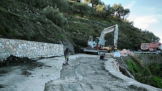 Malaga road reopens almost a month after 'Dana' storm and flooding hit province