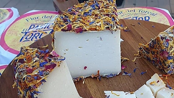Two tasty cheese markets in Malaga towns to take in this weekend during the run-up to Christmas