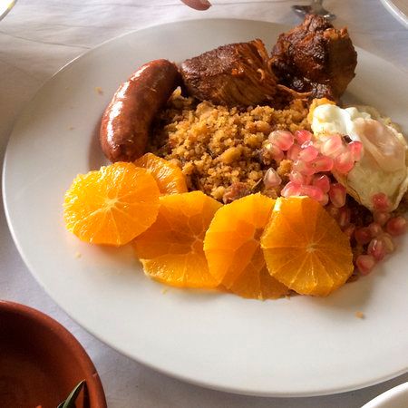 This is how migas is served at Los Atanores.