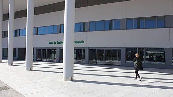 Urgent call to resolve lack of specialists at Ronda's Hospital de la Serranía