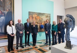 Cristina Rico, Bernard Ruiz-Picasso, José Manuel Domínguez, Marifrán Carazo, Jeff Koons, Patricia del Pozo and Sergio Corral at the exhibition opening.