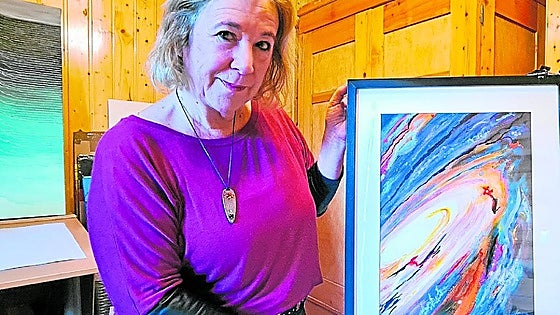 Blanca Troughton, a painter of galaxies