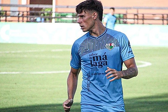 Antequera CF lose star defender to Cadiz