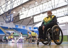 Paco Aguilar in the covered sports hall in Vélez-Málaga that was named after him in 2021.