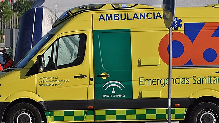 Worker dies after scarf became entangled in conveyor belt of factory in Huelva