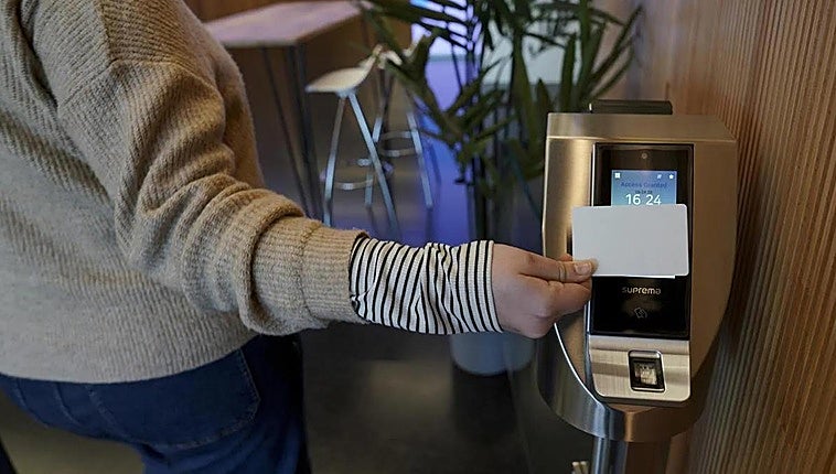 Reduced working hours and minimum wage increase could cost companies in Spain around 25 billion euros