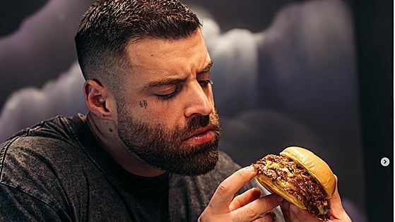 Smash Hiro burgers, owned by popular influencer Esttik, is coming to Malaga