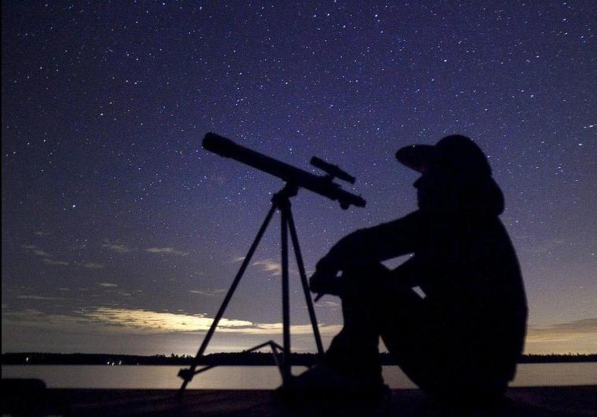 This is the best day to see a spectacular parade of six planets in the night sky