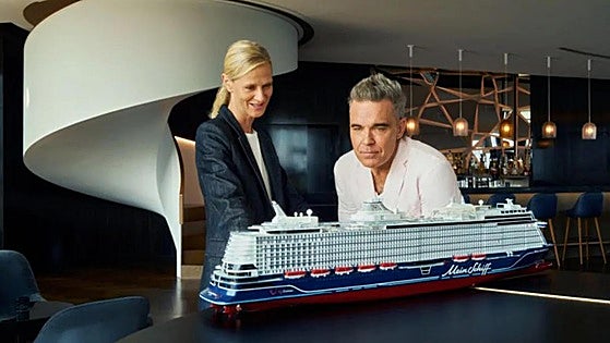 Open-air Robbie Williams concert will mark 'christening' of new cruise ship in Malaga port