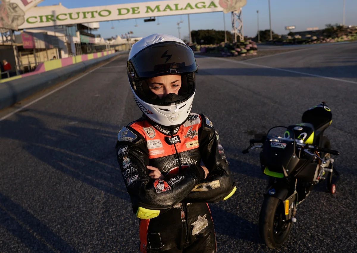 Imagen secundaria 1 - Making history in a man's world