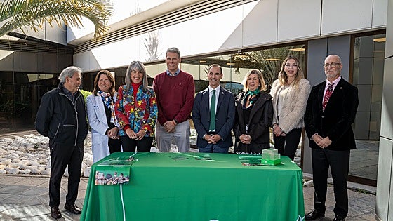 Benalmádena town hall shows support for World Cancer Day campaign