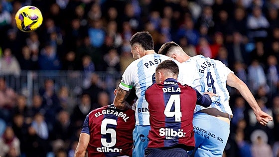Álex Pastor to the rescue for wasteful Malaga CF