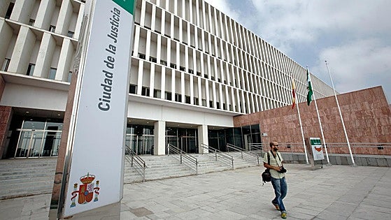 Workman faces prison for swindling man out of money for house reform on the Costa del Sol
