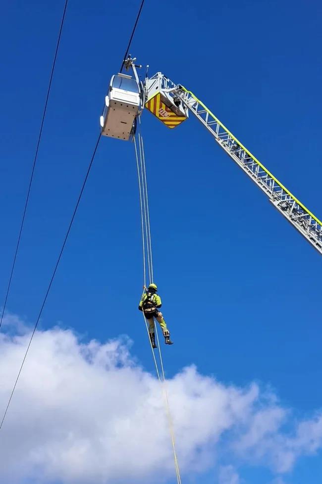 Rescue rehearsal for any possible incident on the the cable car in Benalmádena.