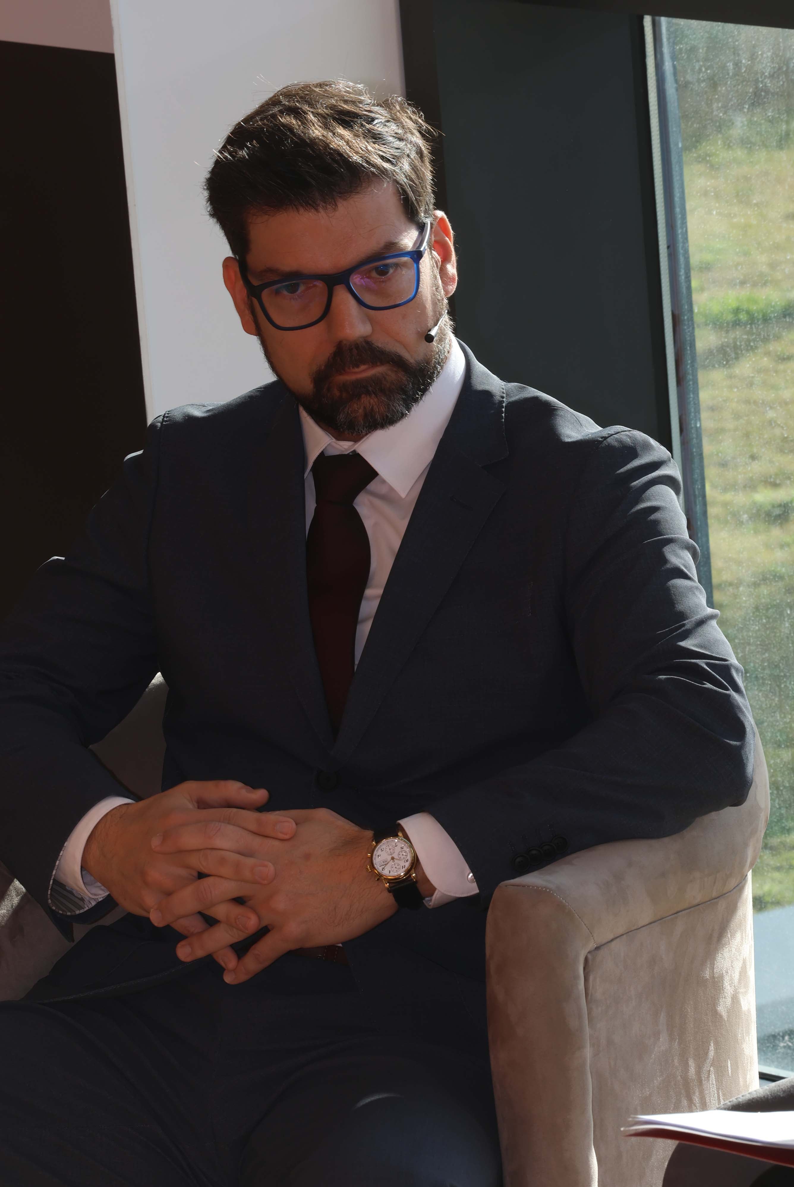 SUR in English real estate and property investment forum in Estepona, in pictures