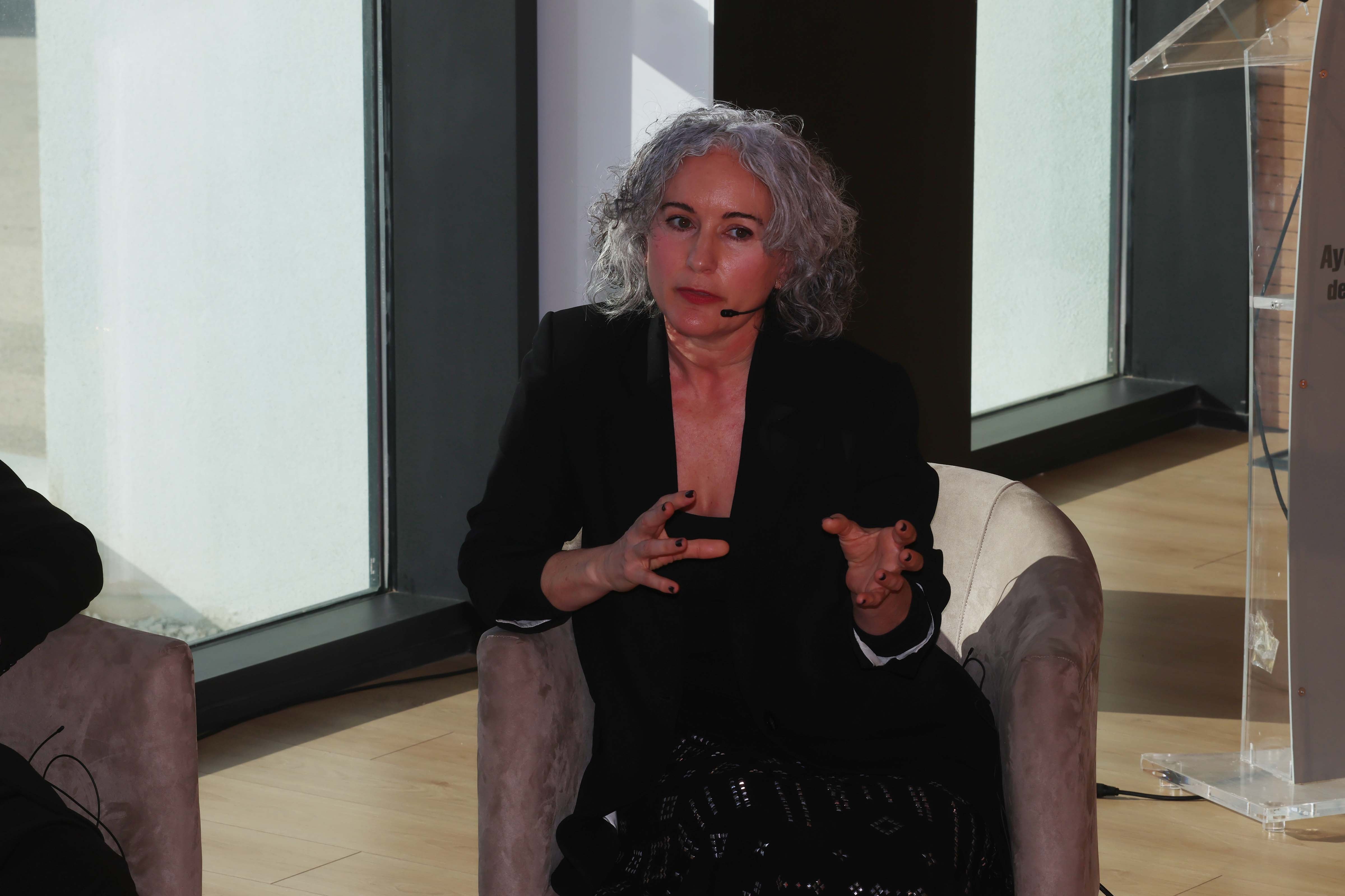 SUR in English real estate and property investment forum in Estepona, in pictures