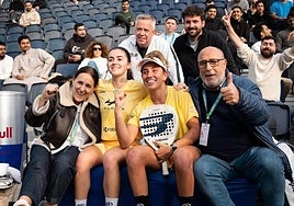 González, centre, during the Saudi tournament.