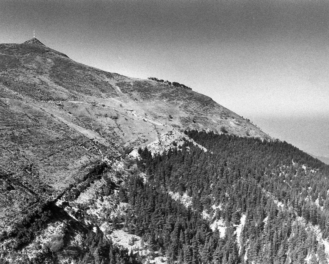 At 9.22 a.m. on 19 February 1985, flight IB610 began its approach to Bilbao airport. Five minutes later, the left wing hit the ETB antenna at the highest point of Monte Oiz.