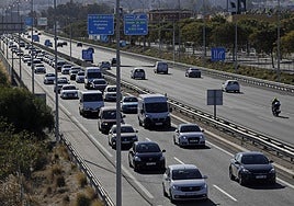 The Ministry of Transport plans to add an extra lane to the southern section of the dual carriageway.