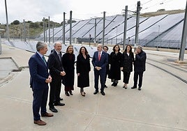 Díaz and De la Torre together with representatives of the company and local and regional authorities.
