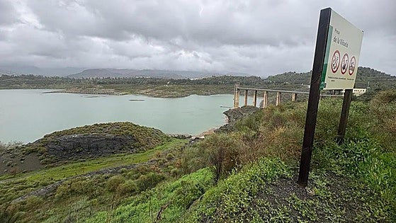 Storm Jana downpours enable Malaga reservoir levels to keep improving