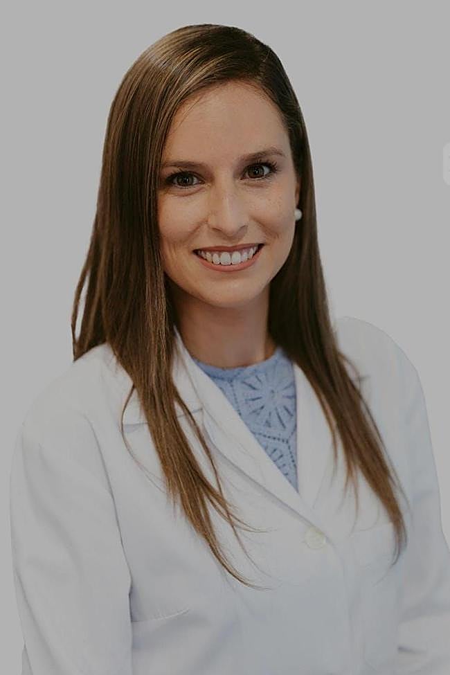 Dr Carmen Reino Pérez, an ophthalmologist specialising in paediatric ophthalmology and strabismus.