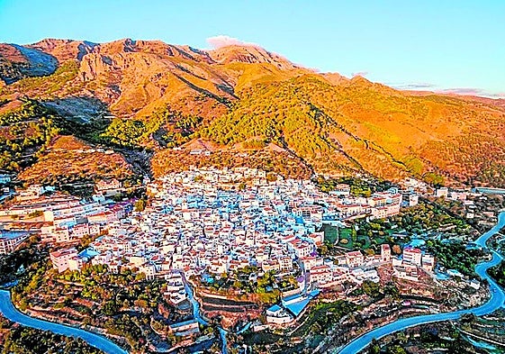 Panoramic view of Canillas de Aceituno