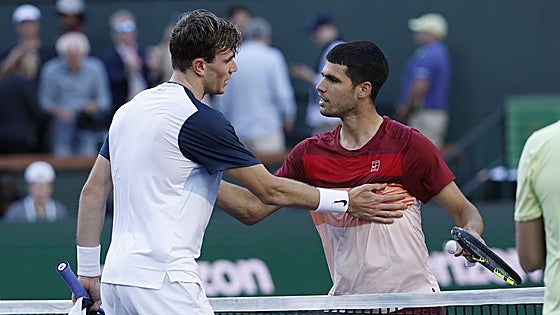 Carlos Alcaraz falls in Indian Wells semi-final as Britain's Jack Draper claims trophy