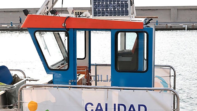 Western Costa del Sol resorts will have 15 sea cleaning boats in operation this summer season
