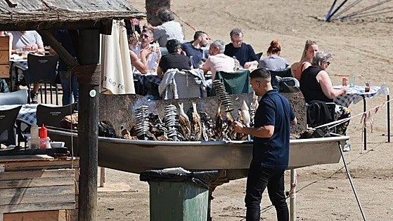 Andalucía's tourism industry takes on 12,811 new workers in February