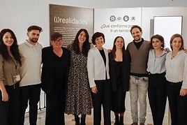 The Museo Ralli team with dance company Cía Ximena Carnevale during the inauguration of the '(i)realidades' project.