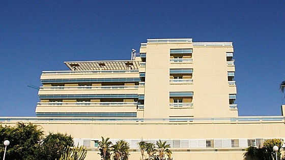 Police officer shoots and injures suspect during attempted burglary in Mijas