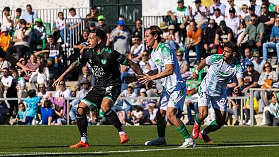 Striking masterclass deals another blow to Antequera CF's title ambitions